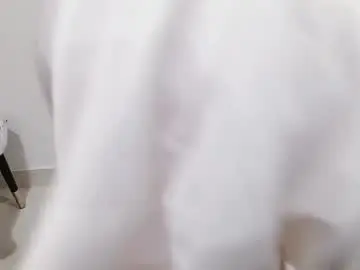 Chillylove  live sex cam