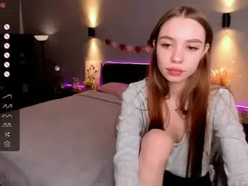 Dollypully  live sex cam