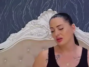 Laurenjenssen  live sex cam