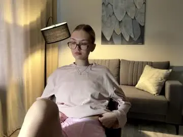 Linneabercier  live sex cam