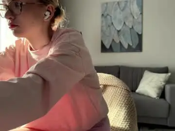 Linneabercier  live sex cam