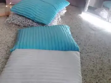 Mailyn_gold  live sex cam