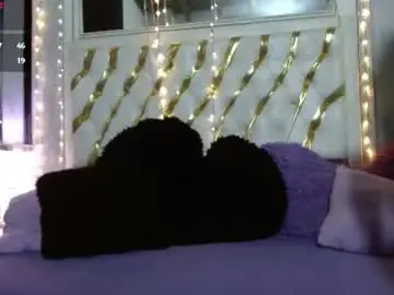 Mailyn_gold  live sex cam