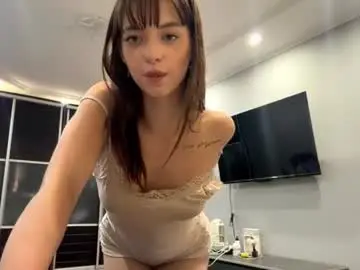 Mernaringgold  live sex cam