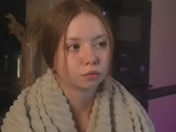 Milaice  live sex cam