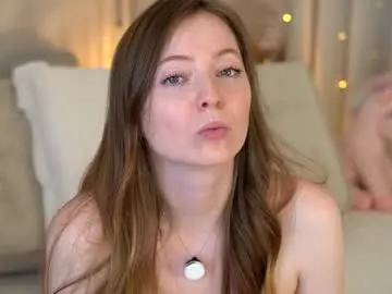 Moan_elisa  live sex cam