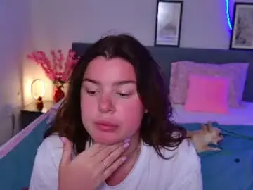 Moneyforpeaches  live sex cam