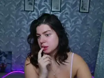 Moneyforpeaches  live sex cam