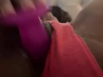 Prettypussymaddy  live sex cam