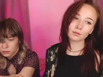 Robin_yours  live sex cam
