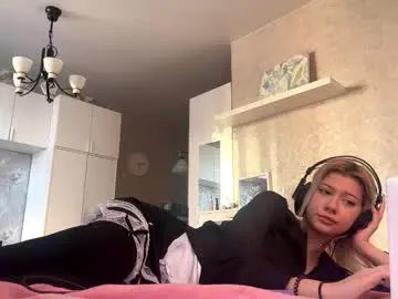 Rochellehouis  live sex cam