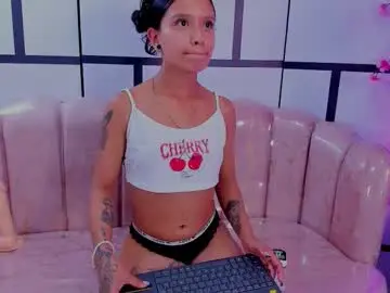 Sarajoness__  live sex cam