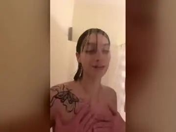 Sexybell687010  live sex cam