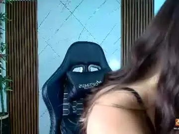 Sweetlyundone  live sex cam