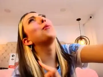 Sweetlyundone  live sex cam