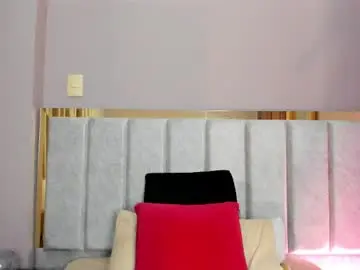 Tessamonroee  live sex cam