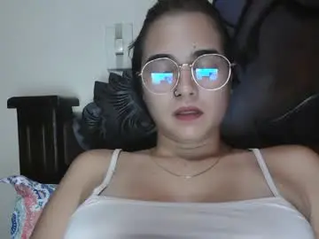 Triana_bell  live sex cam