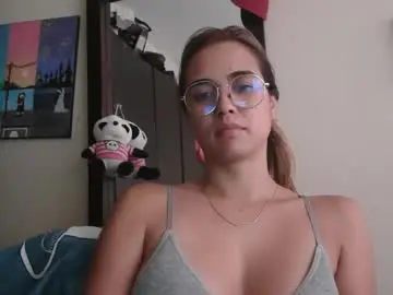 Triana_bell  live sex cam