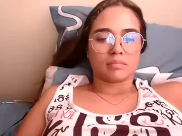 Triana_bell  live sex cam