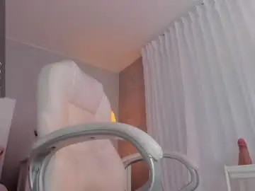 Ami_sweet_18  live sex cam