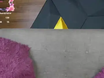 Ary_hanna  live sex cam