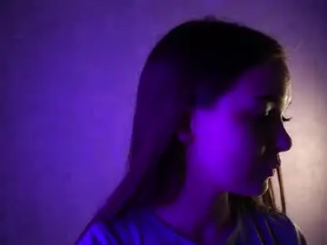 Auroralowen  live sex cam
