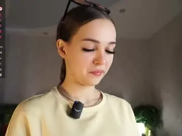 Auroralowen  live sex cam