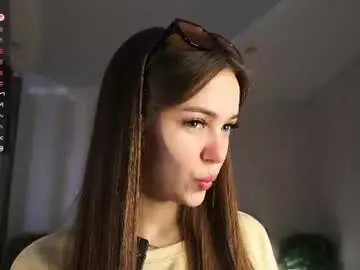 Auroralowen  live sex cam