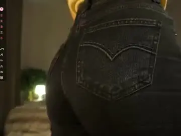 Auroralowen  live sex cam