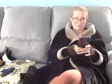Chelseasentra1  live sex cam
