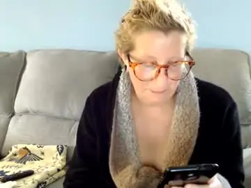 Chelseasentra1  live sex cam