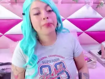 Cocoo_nuth  live sex cam