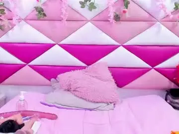 Cocoo_nuth  live sex cam