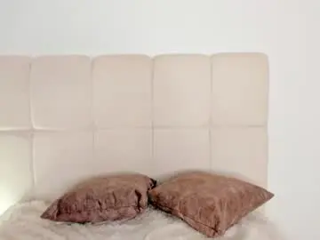 Doll_meyleer22  live sex cam