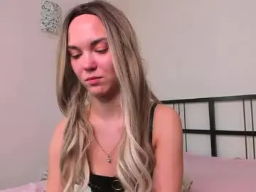 Flora_amber  live sex cam