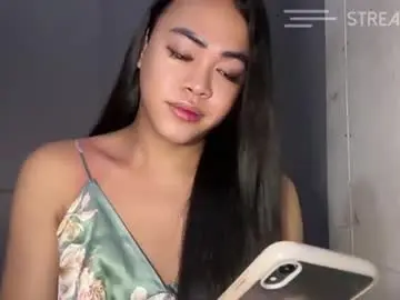Lustfuloffendertrina  live sex cam
