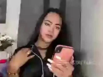 Lustfuloffendertrina  live sex cam