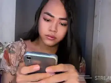 Lustfuloffendertrina  live sex cam