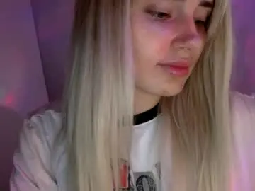 Musescorner  live sex cam
