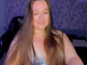 Nikaveira  live sex cam