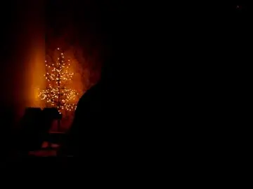Nikaveira  live sex cam