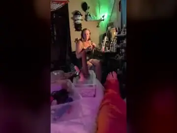 Sexytillygurl  live sex cam