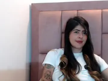 Skyler1195  live sex cam
