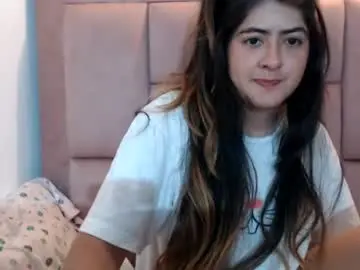 Skyler1195  live sex cam