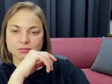 Tataflower  live sex cam