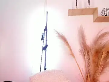 Tylla__  live sex cam