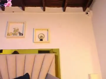 Vahiolet_fuentes  live sex cam