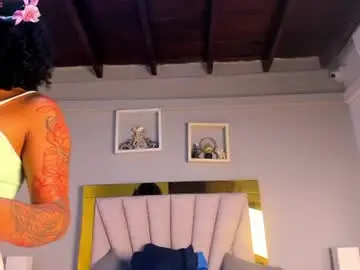 Vahiolet_fuentes  live sex cam