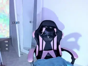 Wandaxs69  live sex cam