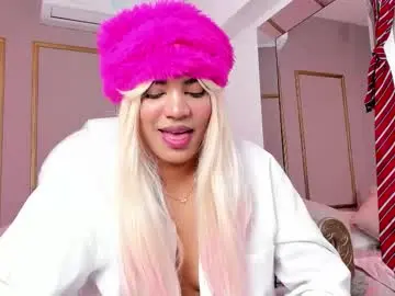 Zoeysnow  live sex cam